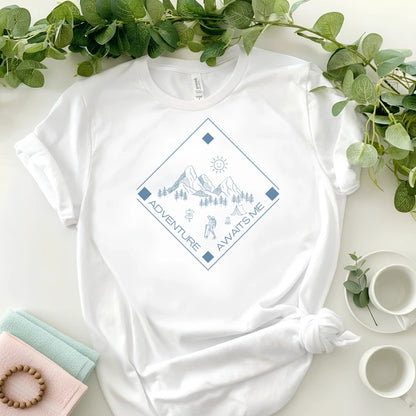 Adventure Awaits Me Women's Classic T-Shirt - Notthing Hill & Co.
